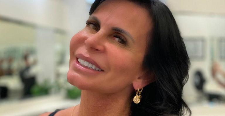 Record TV convida Gretchen para substituir trio demitido de ‘A Fazenda’