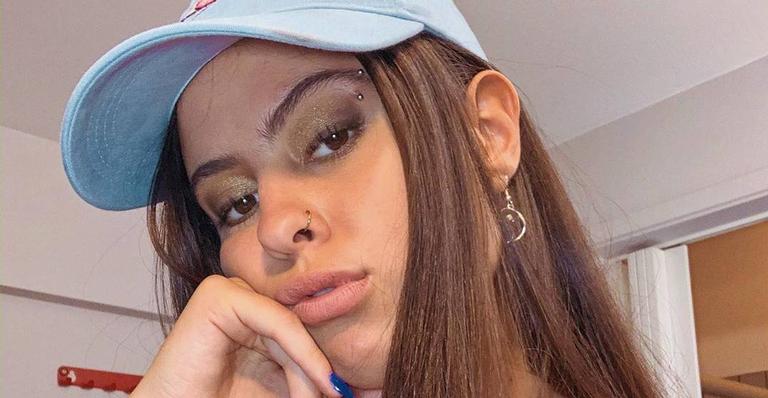 A ex-BBB, Hana Khalil posa com biquíni cavado e recebe ‘chuva’ de elogios dos internautas