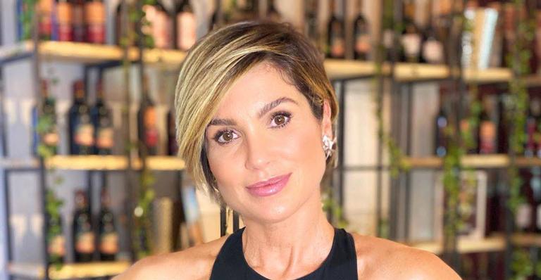 Flávia Alessandra recorda clique da adolescência e Otaviano Costa baba: ‘Meu amor! Tão linda’