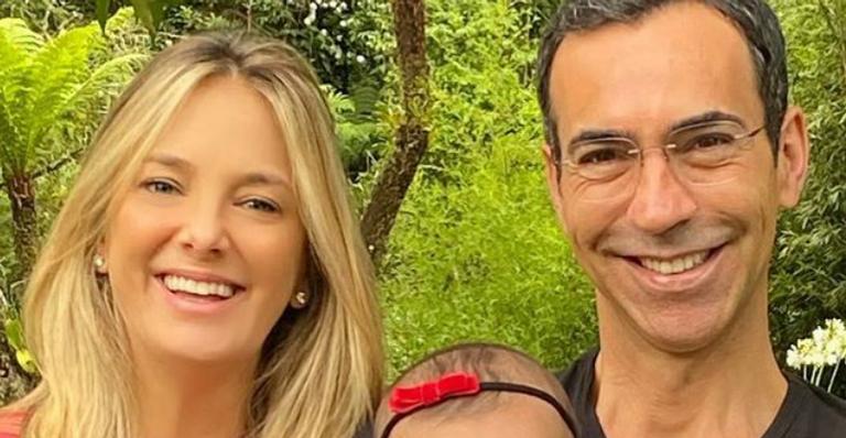 Ticiane Pinheiro compartilha clique fofo da filha de cinco meses e seguidores comparam: ”É a cara do pai”
