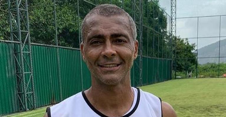 Romário assume namoro com modelo 26 anos mais nova, diz jornal