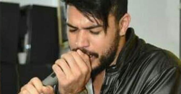 Cantor sertanejo morre em acidente de carro no interior de São Paulo