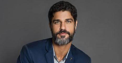 Bruno Cabrerizo viaja para encontrar os filhos na Itália: ”Pensa no amor”
