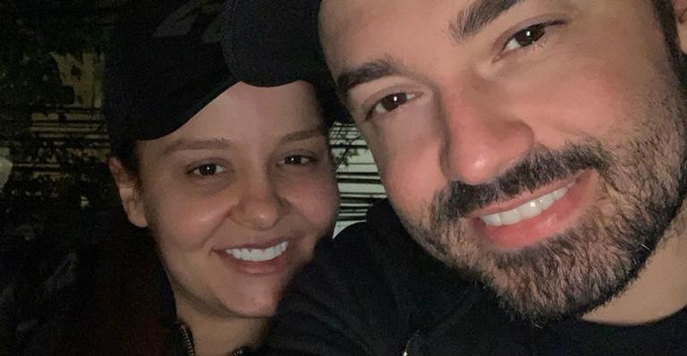 Fernando sofre acidente em pescaria e fica com anzol preso no braço