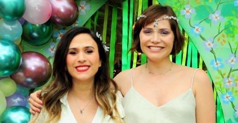 Tatá Werneck e Leticia Colin amamentam os filhos em foto juntas: ‘Amiga querida’
