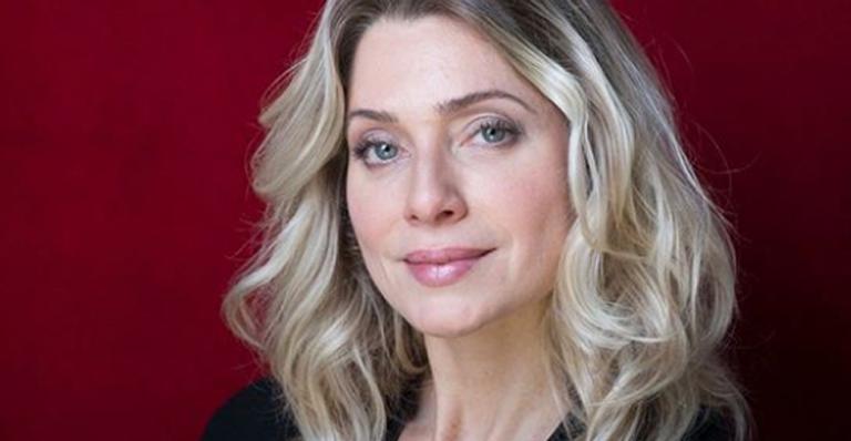 Entregou? Leticia Spiller compartilha foto do filho com atriz de ‘Malhação’ e confunde fãs