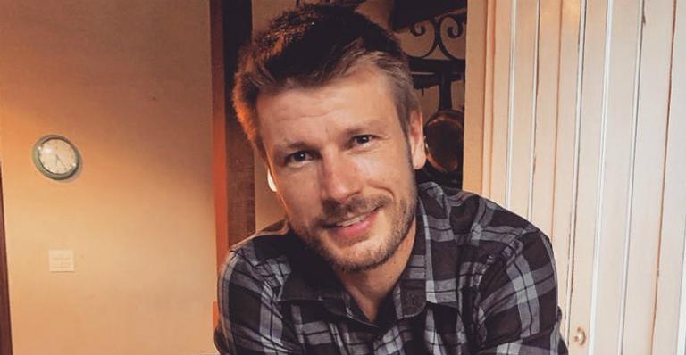 Rodrigo Hilbert relembra momento romântico com Fernanda Lima