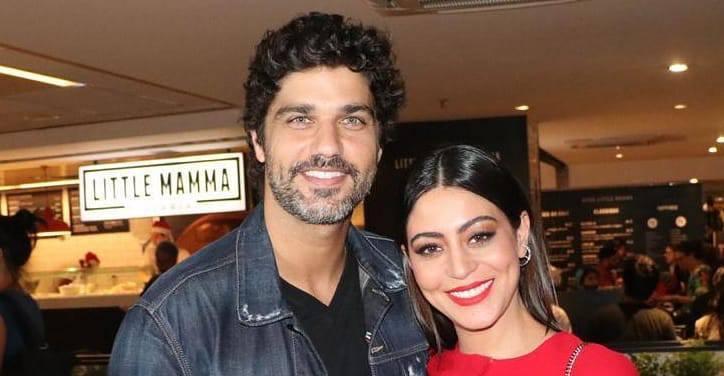 Bruno Cabrerizo compartilha clique e Carol Castro se derrete de amores: ‘Saudade… volta logo’