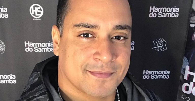 Xanddy se diverte com o filho, Victor e declara todo seu amor de pai: ‘Te amo infinitamente’