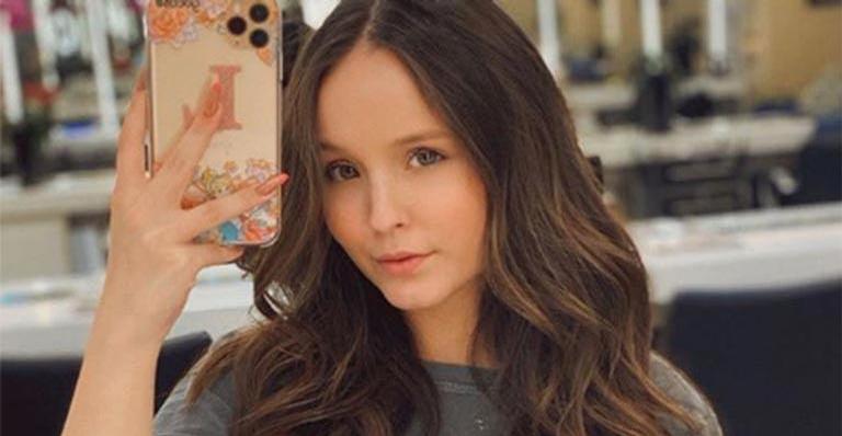 Após saída do SBT; Larissa Manoela curte dias de férias em cenário paradisíaco