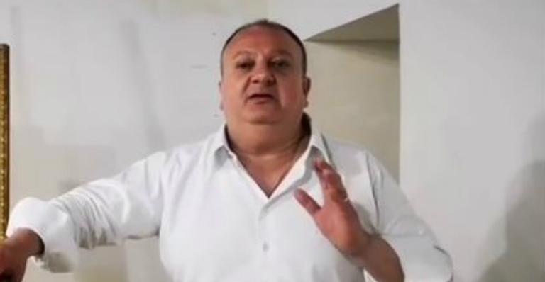 Filhos gêmeos de Erick Jacquin explodem o fofurômetro com looks de chefs