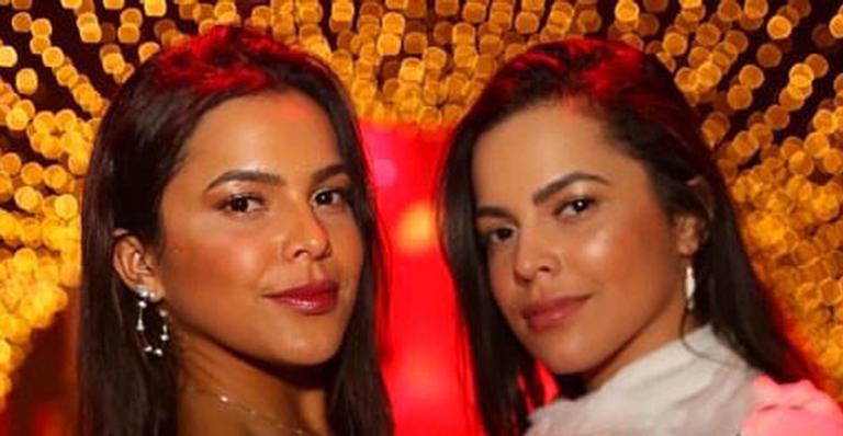 Após a ceia, gêmeas Mayla e Emilly do BBB18 colocam looks ousados e vão pra balada