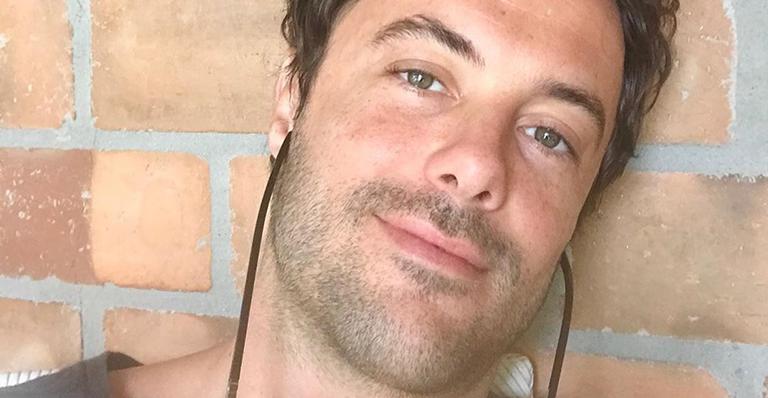 Kayky Brito tem reação alérgica e passa Natal no hospital: ”Olhos ficaram inchados”