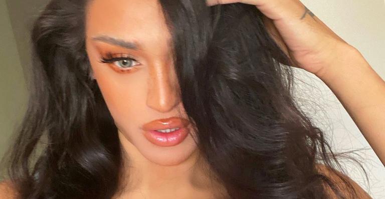 Pabllo Vittar causa alvoroço ao surgir desmontada e só de cueca na web: ”Nem tenho adjetivos”