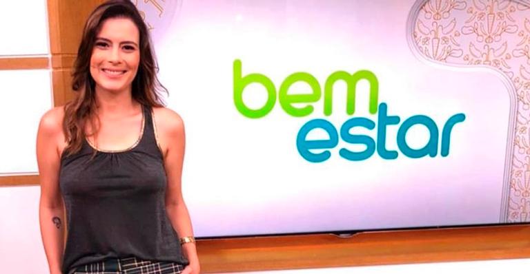 Discreta, Michelle Loreto aparece aos beijos com namorado bonitão em clique raro