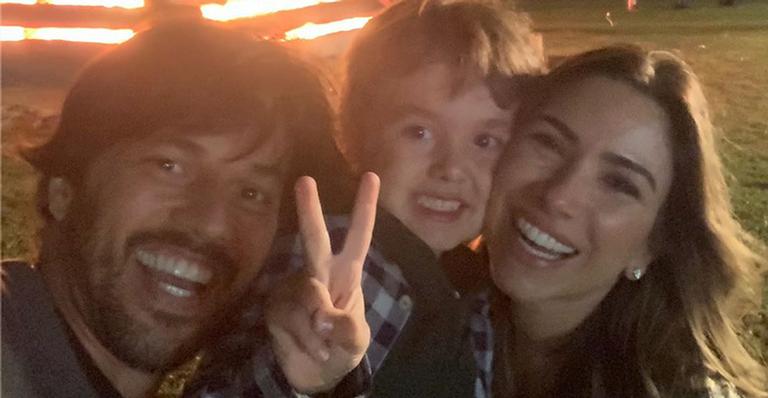 Filho de Patricia Abravanel aparece orando e explode o fofurômetro
