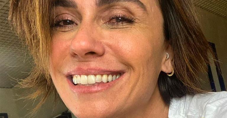Giovanna Antonelli esbanja boa forma ao posar com biquíni decotado aos 43 anos: ”Mina de Peixes”