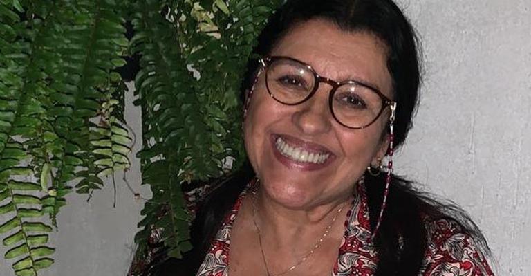 Regina Casé faz homenagem emocionante a Fernanda Montenegro com fotos raríssimas: ”Ela é meu farol”