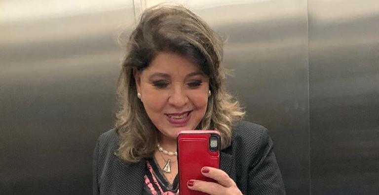 Aos 63 anos, Roberta Miranda surpreende ao revelar sonho: “Ser mãe”