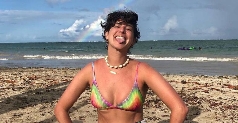 Fernanda Paes Leme posa com o irmão e se diverte: ‘Foto para a mamãe ver que a gente tá feliz’