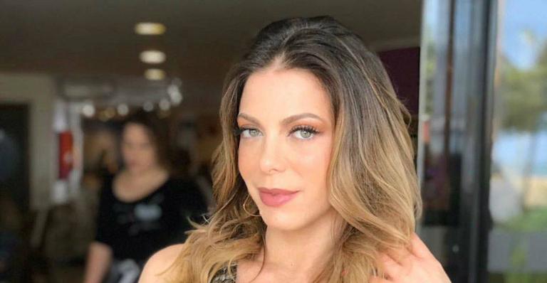 Sheila Mello fala da importância da dança em sua vida: ‘Antídoto para deixar tudo mais leve’