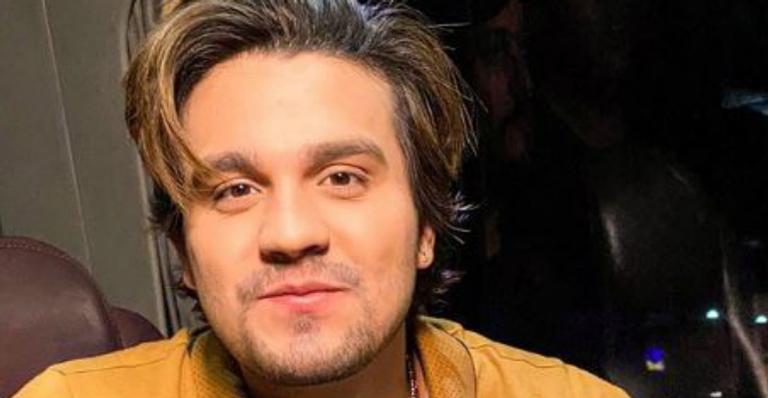 Gente como a gente! Luan Santana abre marmita durante gravações: ”Tem que comer”