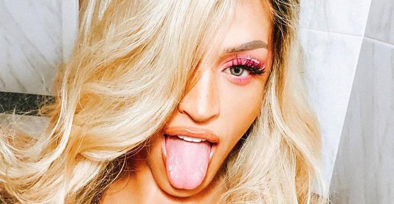Pabllo Vittar aproveita o calorão e empina bumbum em clique: ‘Summer girl’