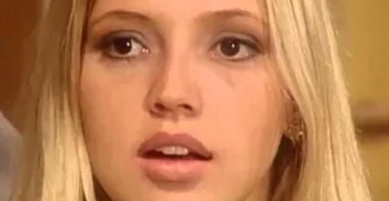 Patrícia de Sabrit reapare bem diferente em foto no banheiro de sua mansão