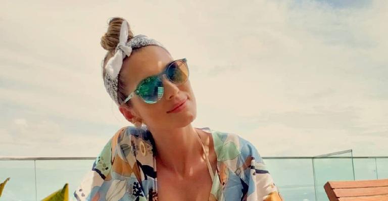 Lívia Andrade surge em lindo cenário e fala sobre os seus planos para 2020