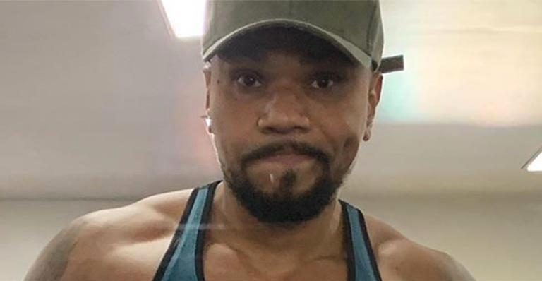 Semelhança de Naldo com o filho choca os fãs: ‘Quem é quem?’