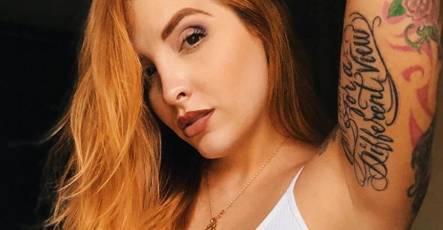 Ex-BBB Clara Aguilar compartilha clique com bandeira colorida e fala sobre LGBTfobia