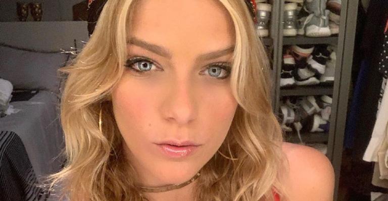Isabella Santoni revela truque para manter barriga sarada sem malhar