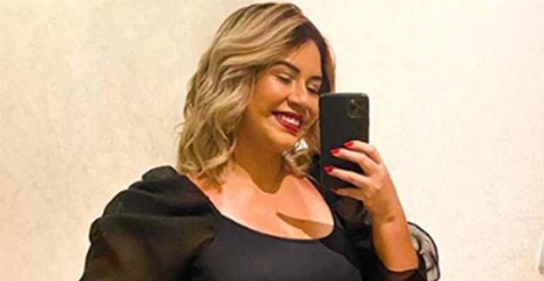 Marília Mendonça usa vestido justíssimo apenas um mês após o parto