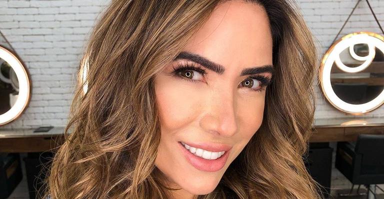 Patrícia Abravanel clica o marido se divertindo com os filhos e declara: ‘My boys’