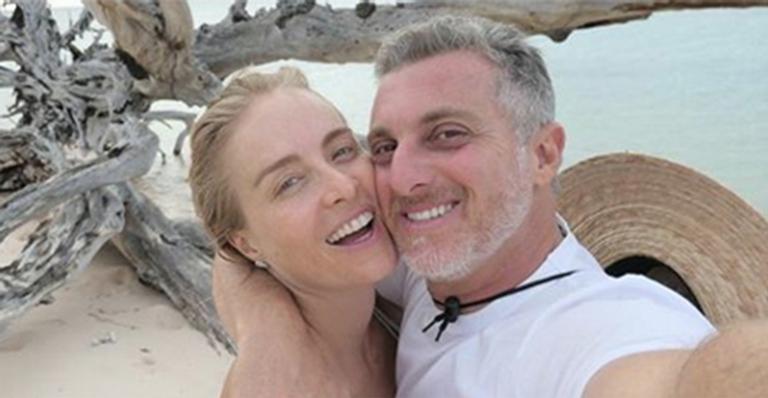 Angélica e Luciano Huck reúnem os três filhos em clique raro: ”Seguimos juntos”