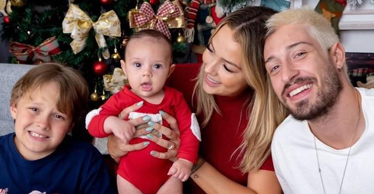 Carol Dantas posta foto encantadora ao lado dos filhos: ‘Vou proteger vocês sempre’