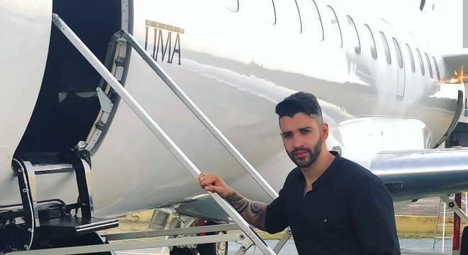 Gusttavo Lima vende jatinho particular por valor impressionante