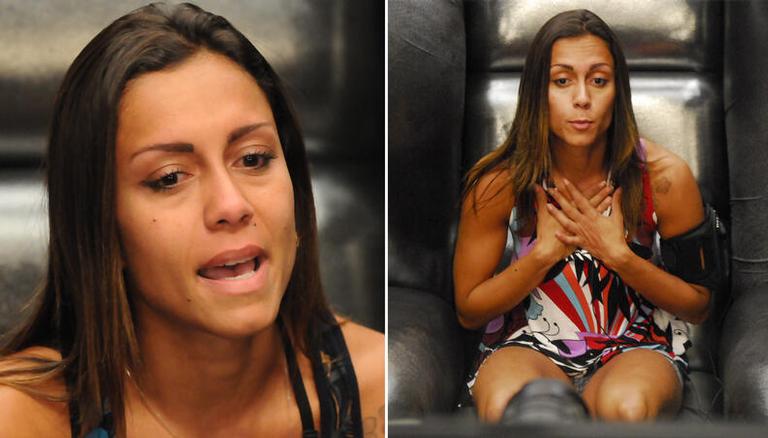 Lembra dela? Ex-BBB Lia Khey surge só de roupão em foto bem sensual