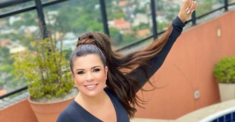 Mara Maravilha abre o baú e resgata clique antigo ao lado de Eliana: ‘Ela é mara de verdade!’