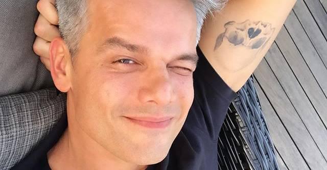 Otaviano Costa baba ao recordar clique da esposa e brinca: ‘Casa comigo, não me abandone’