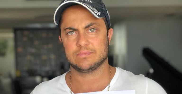 Thammy Miranda desabafa depois de noite mal dormida: “Chora bastante”