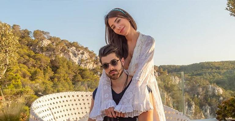 Alok encanta ao surgir com o filho no colo em nova foto