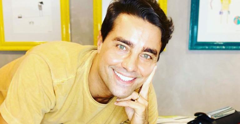 Esposa de Ricardo Pereira se declara ao marido e fãs se comovem: ”Meu tudo”