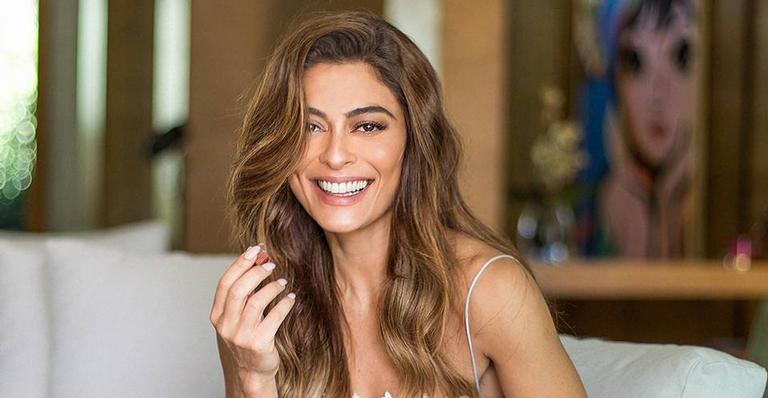 Juliana Paes registra clique com toda a família reunida durante as férias