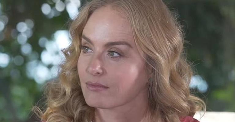 Angélica relata com sinceridade efeitos da menopausa: ”Minha cabeça está a mil”