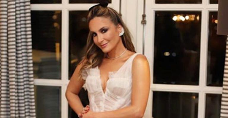 Claudia Leitte comemora o aniversário do filho com festa simples