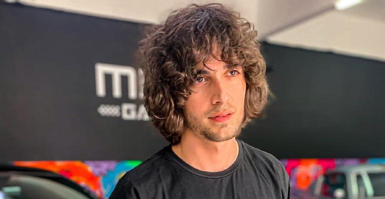 Fiuk encanta web ao mostrar foto raríssima com irmão caçula, Záion