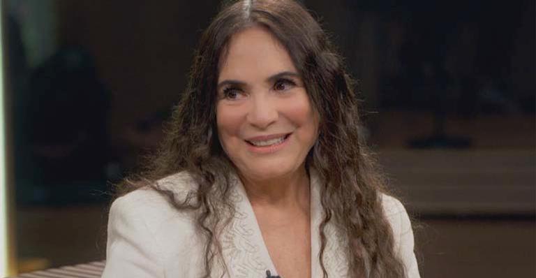 Regina Duarte fala pela primeira vez após aceitar convite de Bolsonaro: ”Parece um sonho”