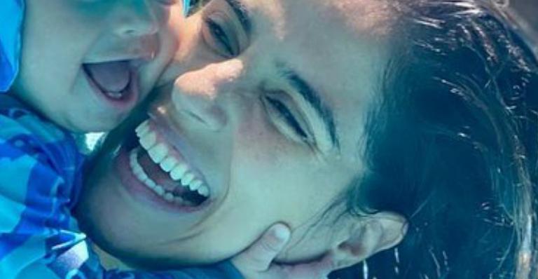 Camilla Camargo comemora seis meses de Joaquim com foto inédita e impressiona: ”Tá gigante”