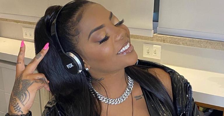 Em Los Angeles, Ludmilla é única cantora brasileira a comparecer em festa pré-Grammy